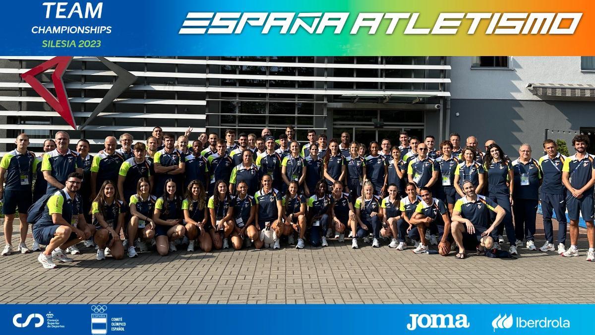 Foto oficial de la selección española para el Europeo de Naciones