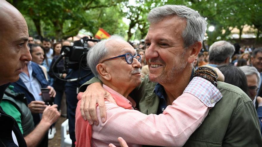 Rueda se fija como objetivo que Vox siga fuera de Galicia y dar «vacaciones perpetuas» a Sánchez