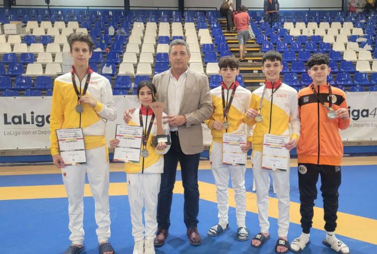 Los nacionales dejan cinco medallas y un podio por equipos | L.O.