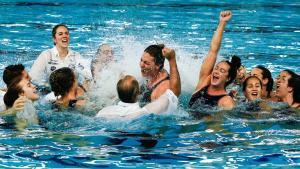 El equipo de waterpolo femenino del Astralpool CN Sabadell vence por 13 - 11 al Olympiacos y se proclama campeón de Europa por quinta vez en la Final Four Champions League femenina, disputada en Sabadell.