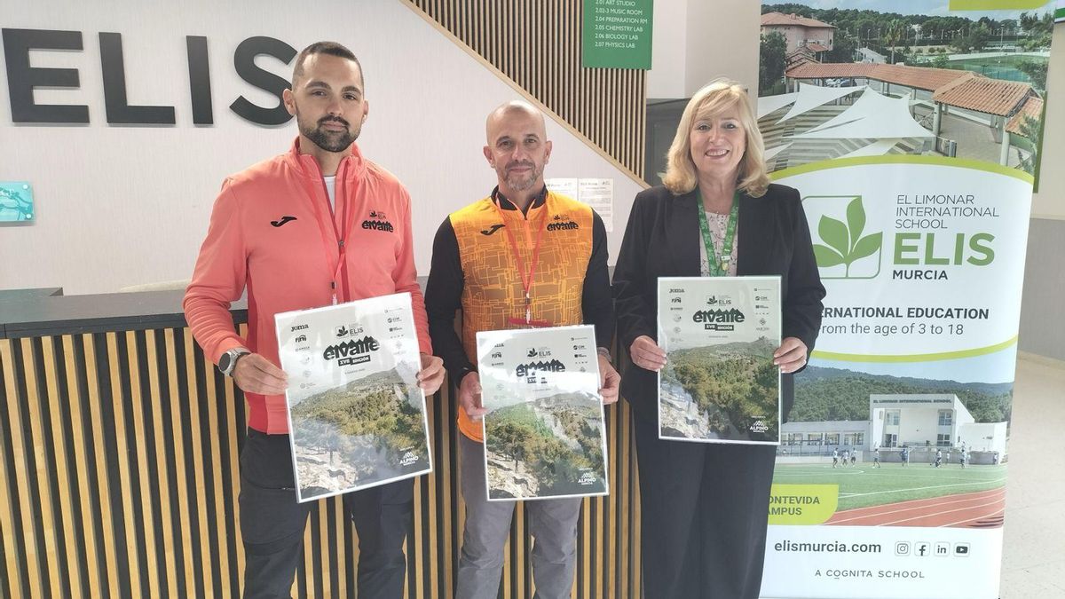 Presentación de El Valle Trail 2025 en las instalaciones de ELIS Murcia con Vanessa Grimward, directora ejecutiva de ELIS y Ginés Aroca y Sergio Sánchez directores ejecutivo y técnico de El Valle Trail.