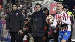 Xavi se queja de los "regalos" del Barça en Barbastro