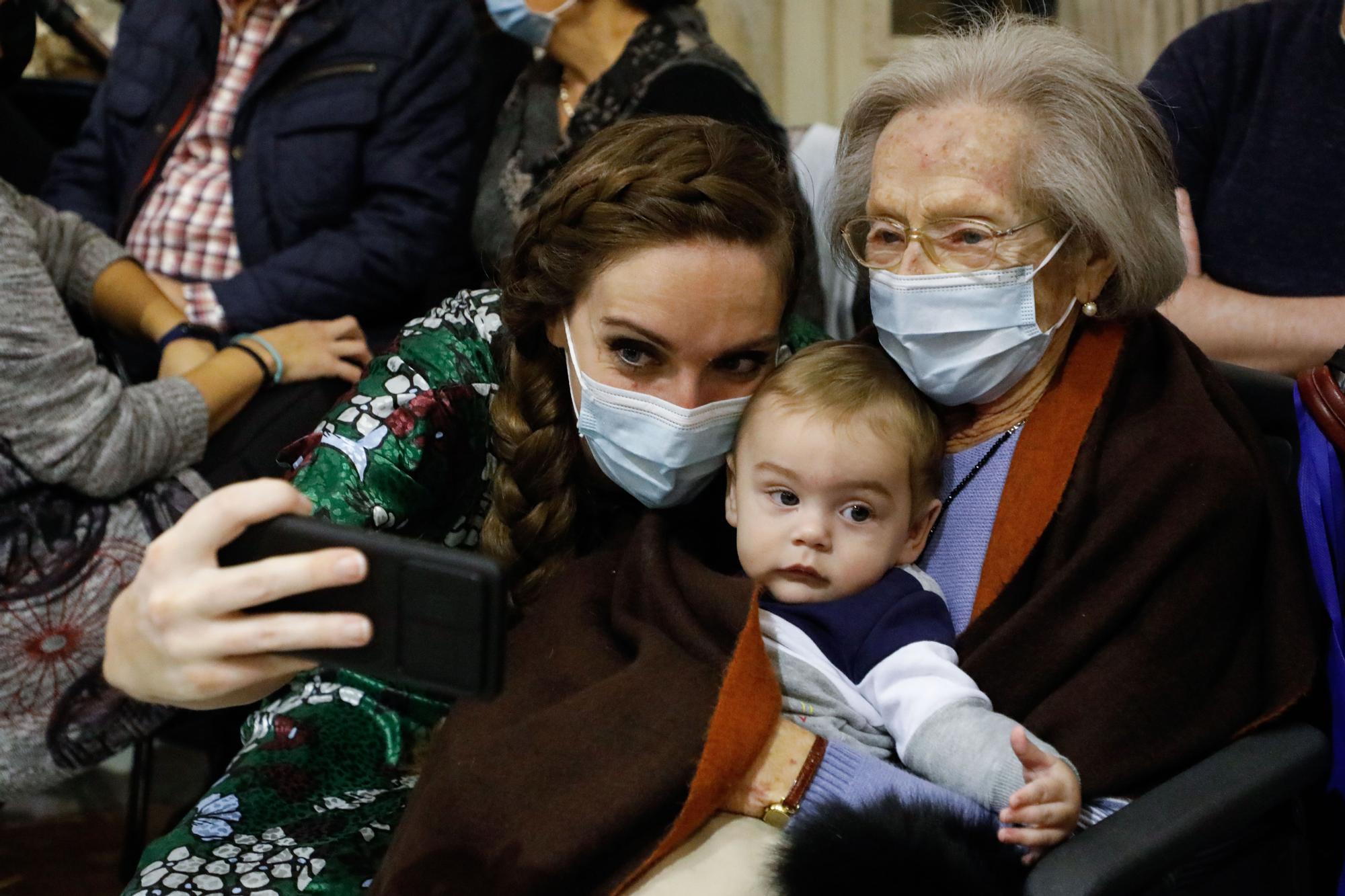 Recepción a las personas que cumplen 100 años en València