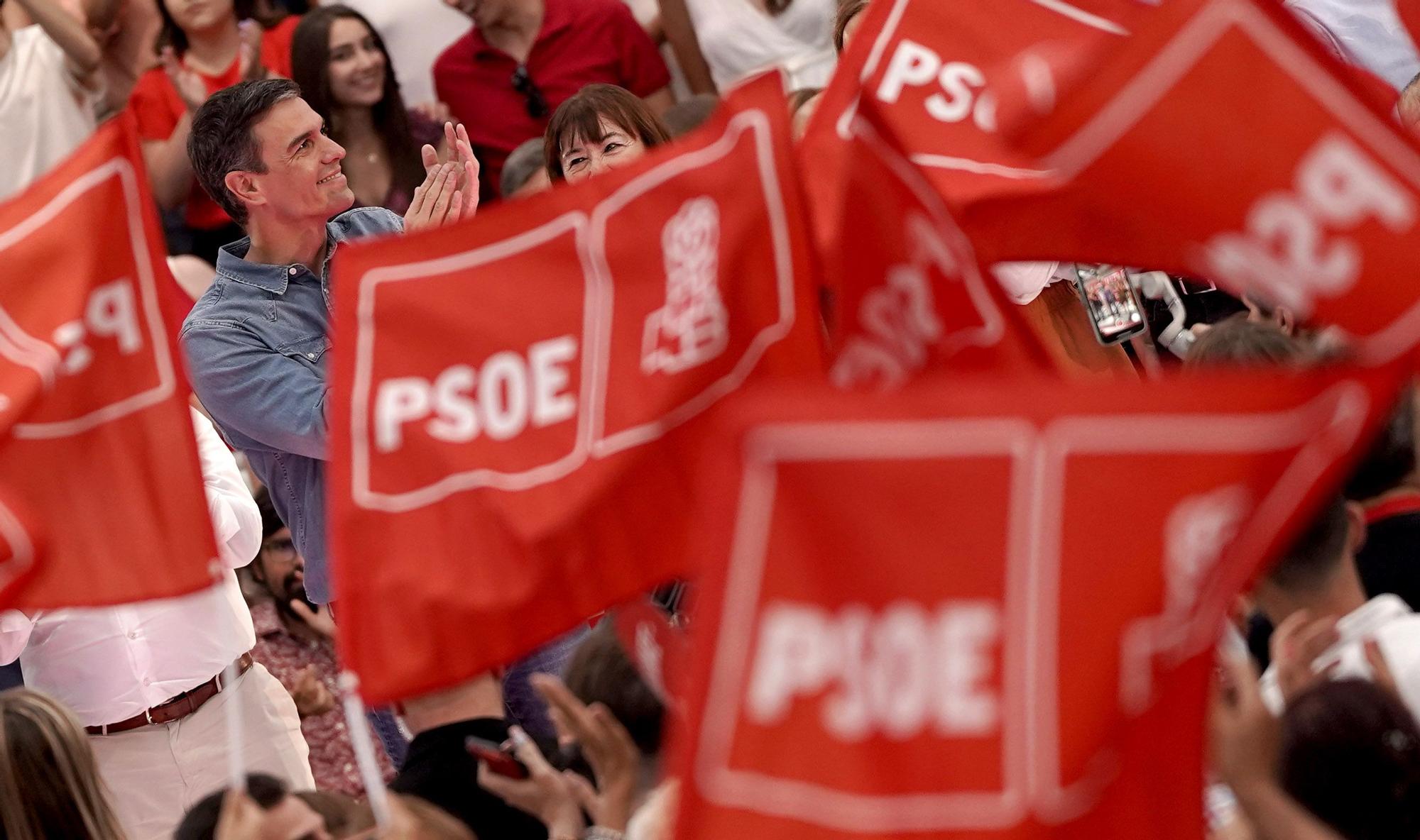 Acto de cierre de campaña del PSOE con Pedro Sánchez