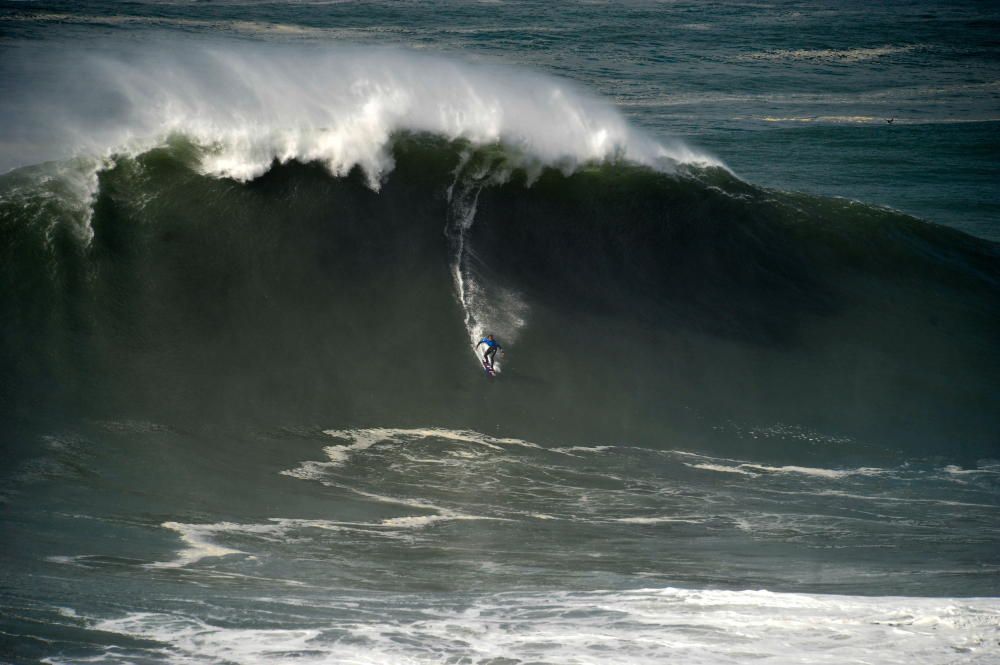 World Surf League: Nazare Tour Surfing Challenge