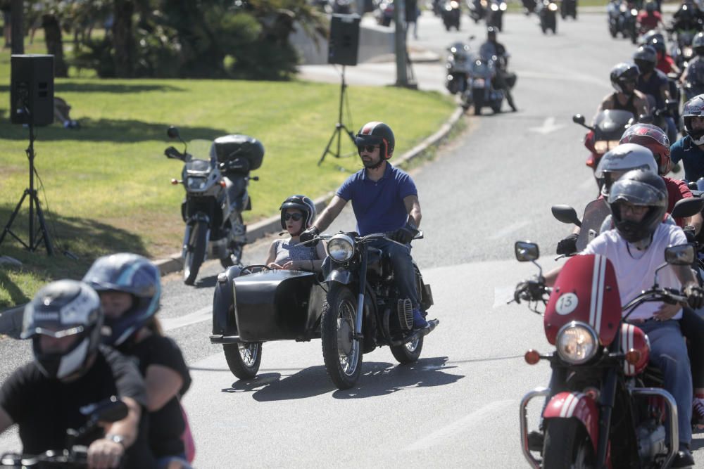 Tres mil motos rugen en memoria de Luis Salom