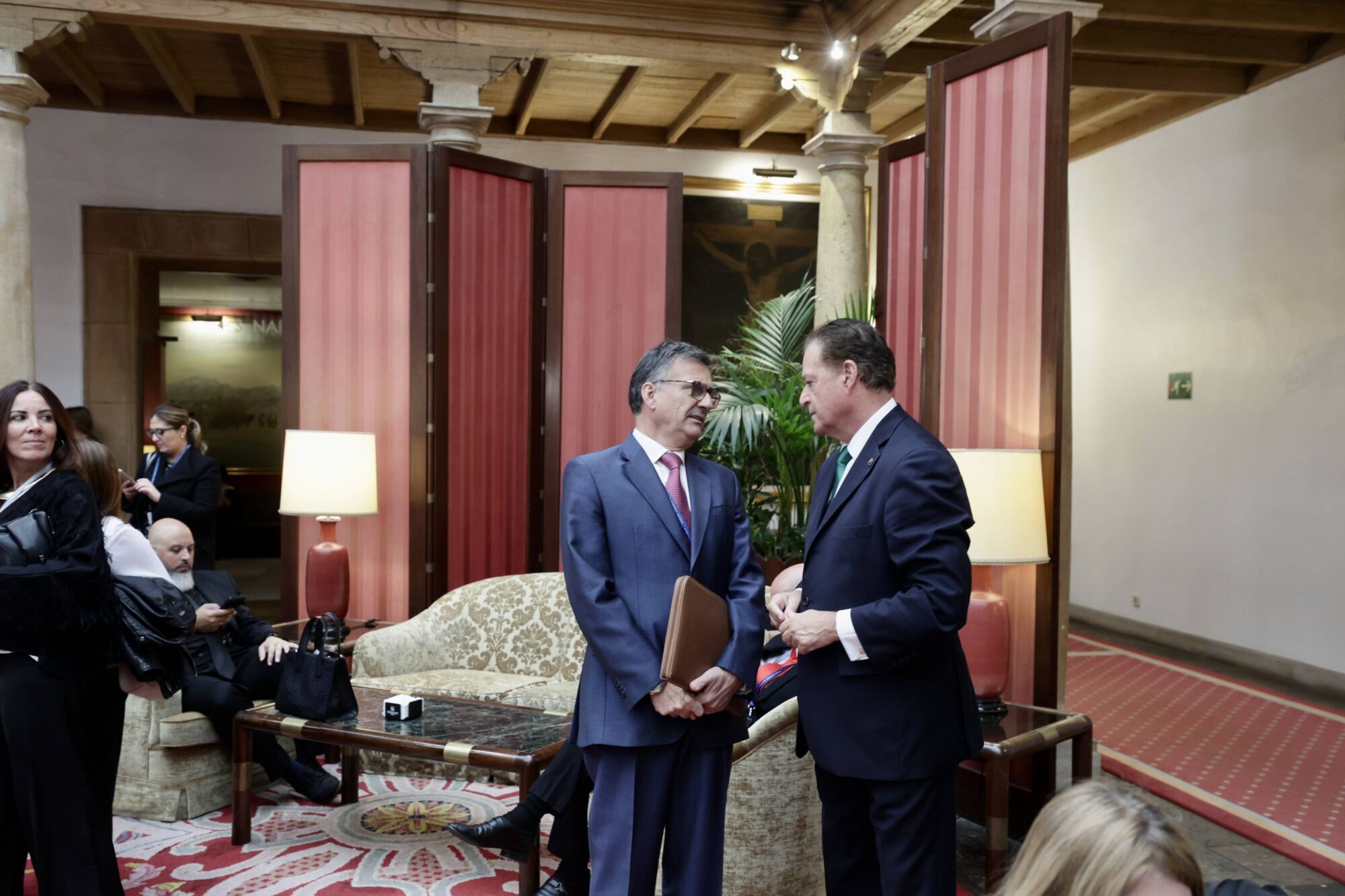 EN IMÁGENES: El hotel de la Reconquista se convierte en el epicentro de los premios "Princesa" en las horas previas a la ceremonia