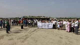 Los vecinos de La Torrecilla reciben el apoyo unánime de Lorca en su lucha con ADIF