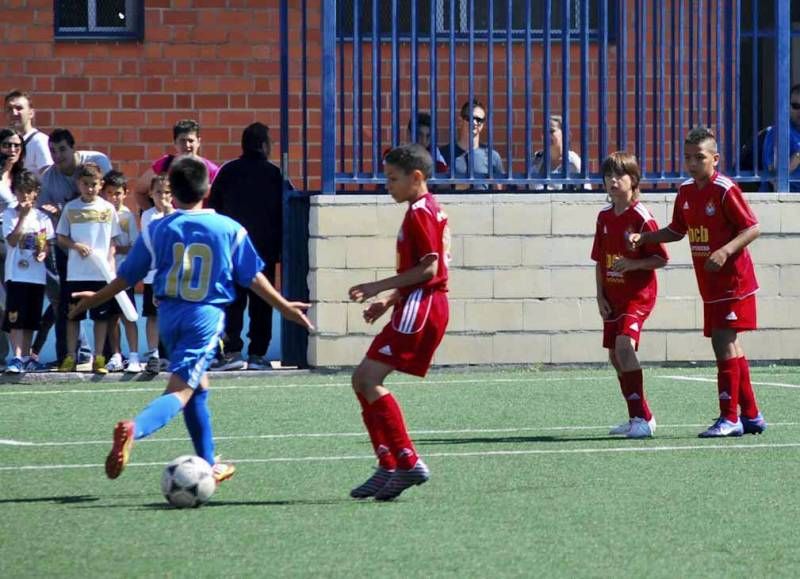 Fútbol: Amistad - Actur Pablo Iglesias (Benjamín Final)