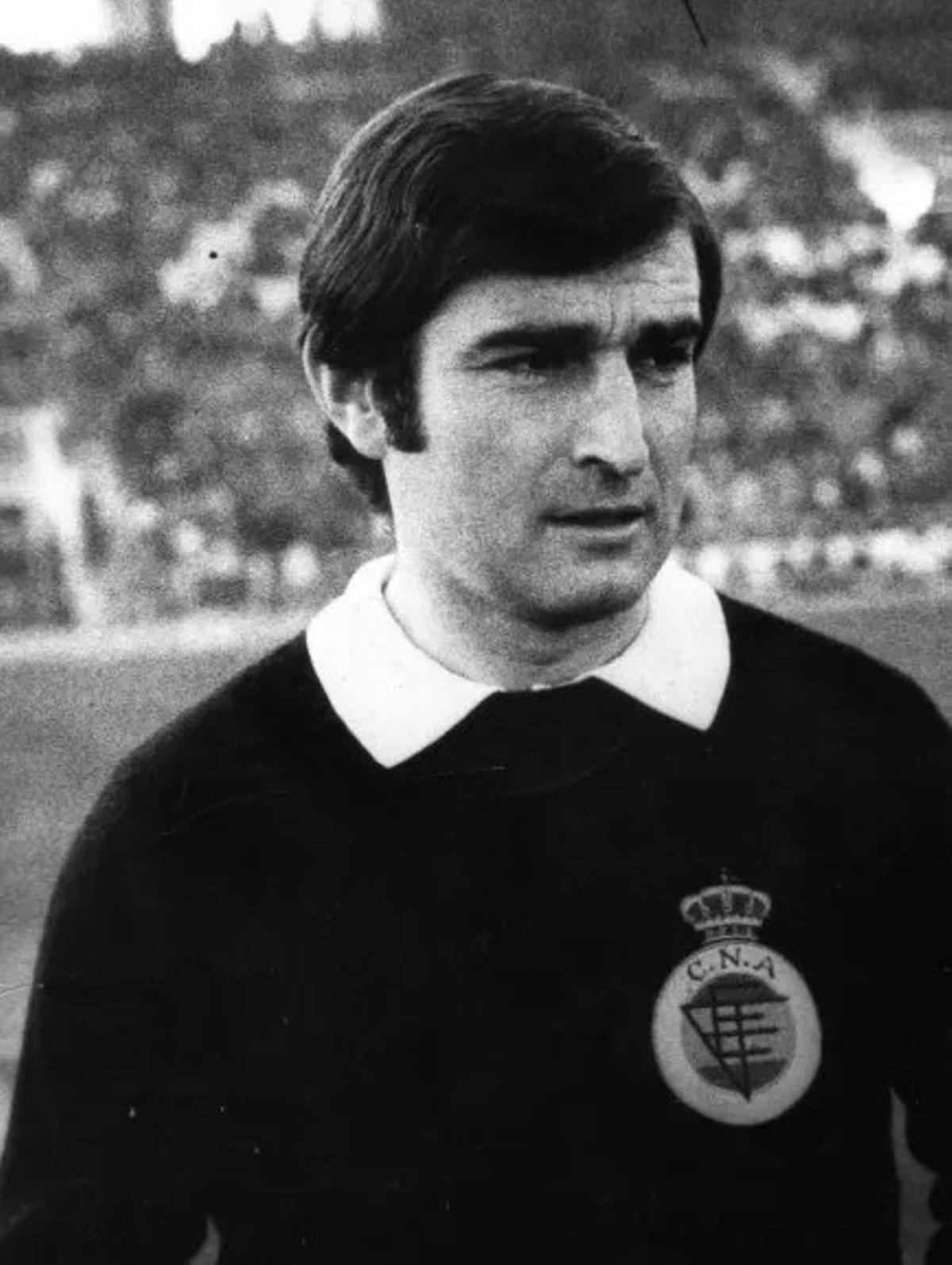 El padre de Ricardo de Burgos Bengoetxea, Ernesto de Burgos Núñez, en 1976.