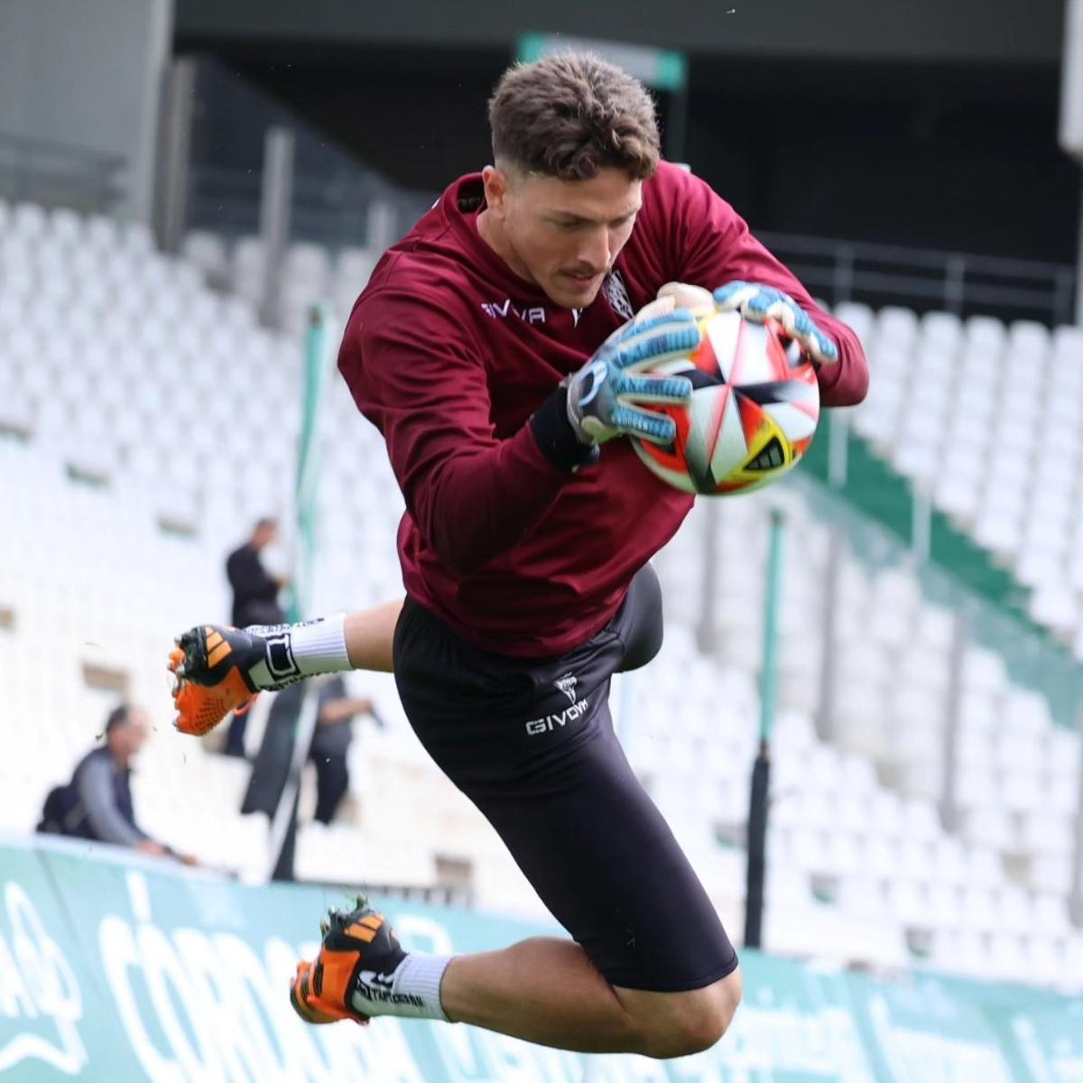 Carlos Marín, en una sesión de entrenamiento del Córdoba CF.