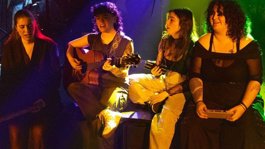 As integrantes de Leria durante unha actuación. |  LOC