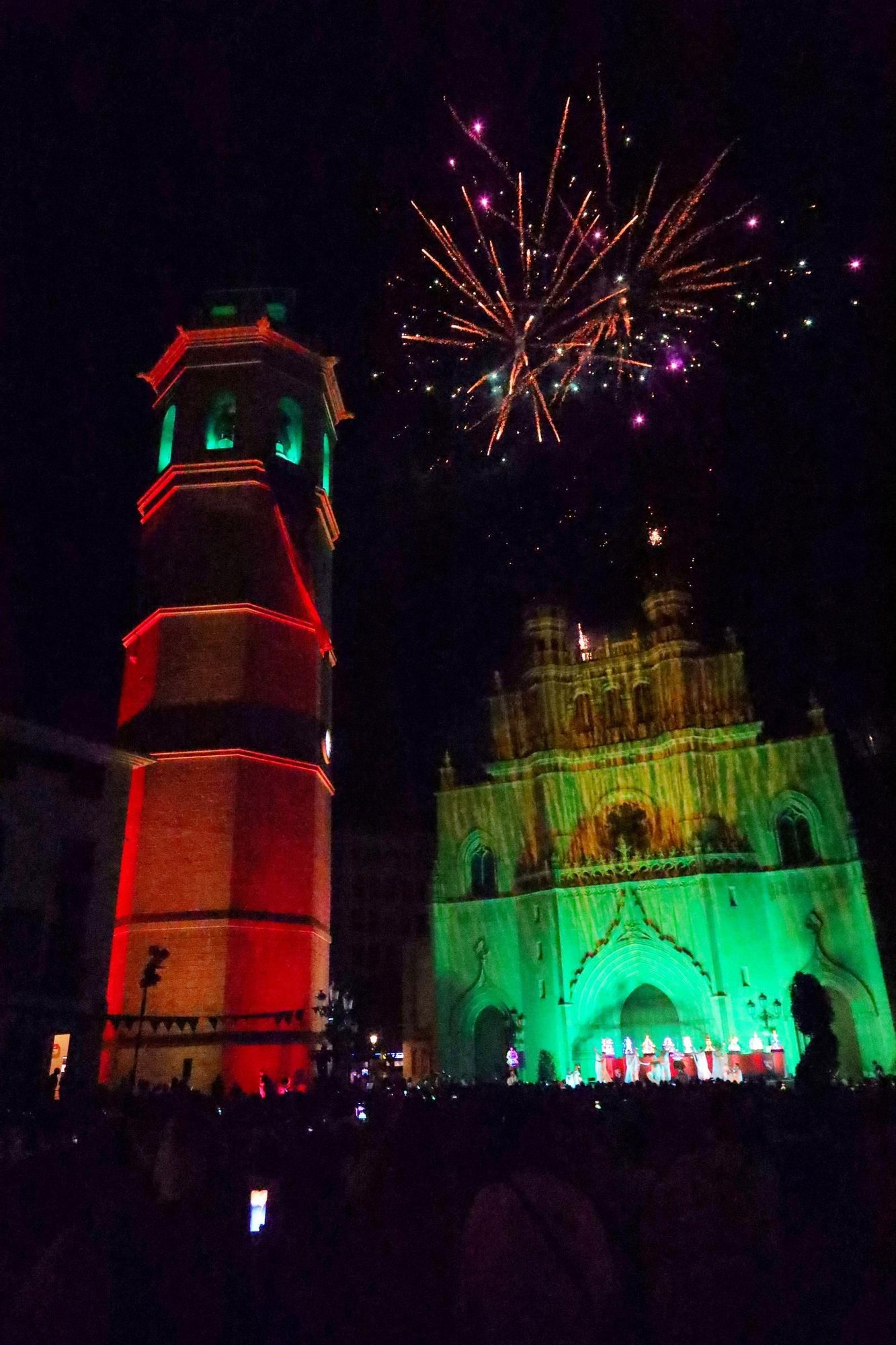 Jaume I ‘refunda’ la ciudad en un espectáculo de tradición