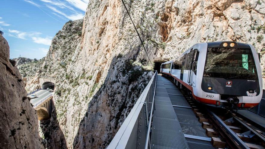 Unas obras de emergencia en el TRAM entre Altea y Calp cortarán la línea hasta final de año