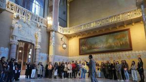Un moment del joc literari pels 25 anys de la primera edició de ‘Lombra del vent’ de Carlos Ruiz Zafón al recinte Modernista de Sant Pau de Barcelona