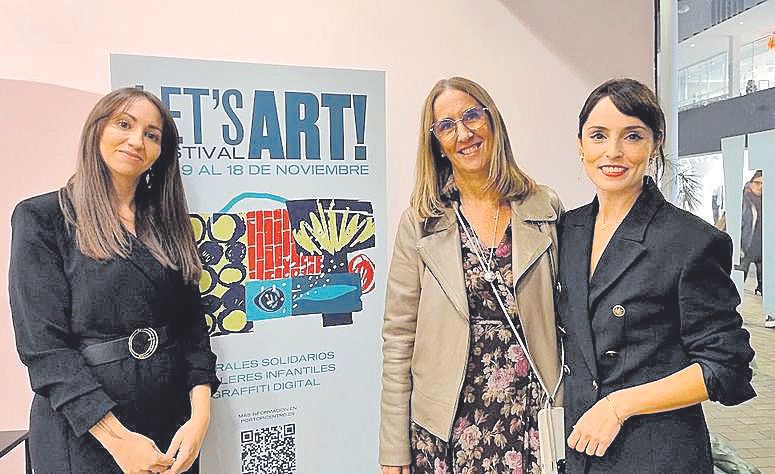 Persia Ashlado, Ana López y Lorena Fernández.