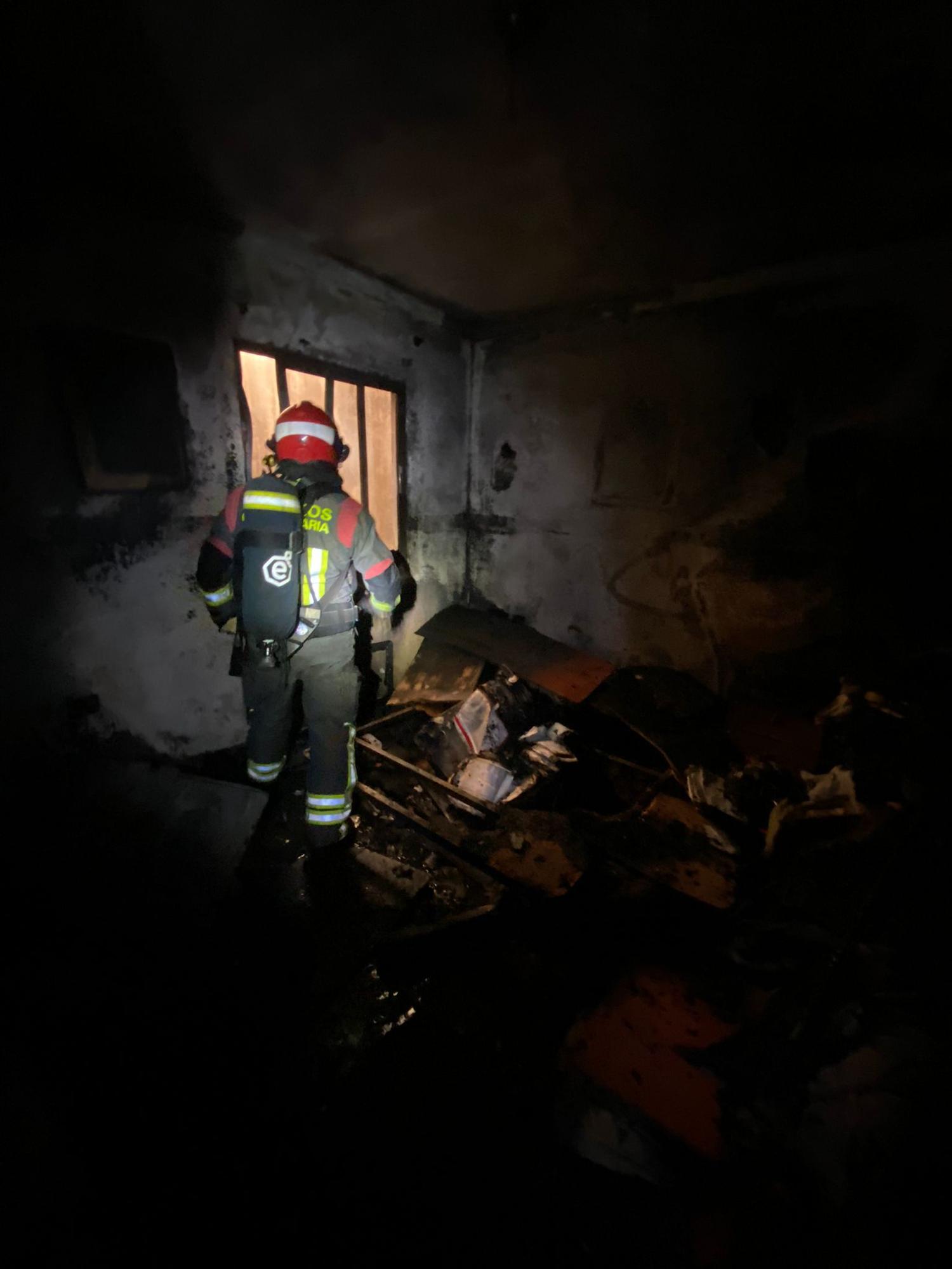 Incendio en una vivienda de Vecindario