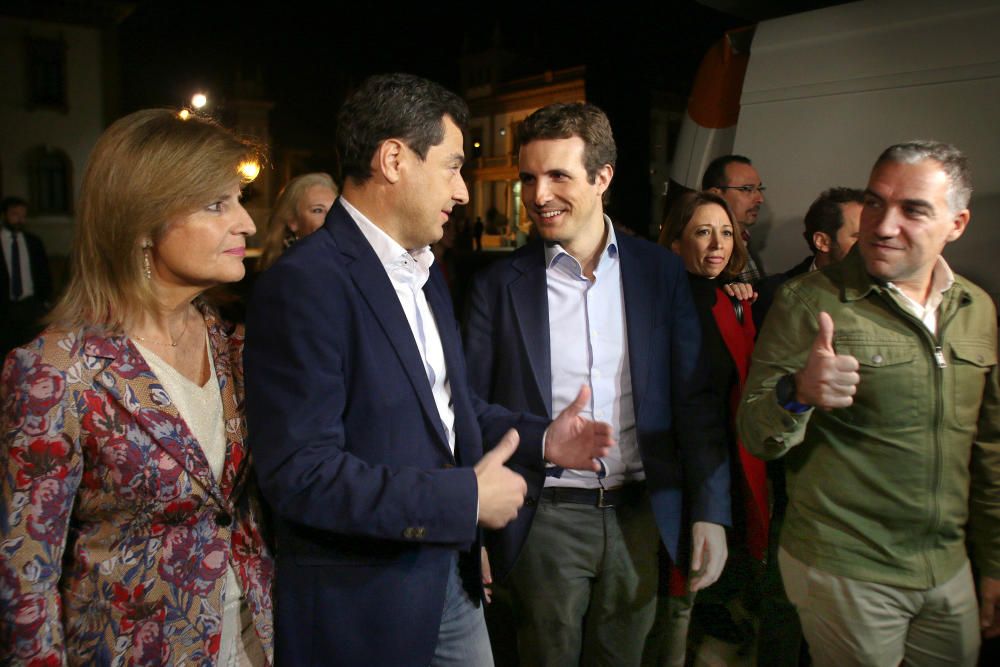 Pablo Casado arropa al líder de los populares andaluces, Juanma Moreno, en un acto en el Polo de Contenidos Digitales de Tabacalera al que también han acudido Elías Bendodo, Francisco de la Torre y Es