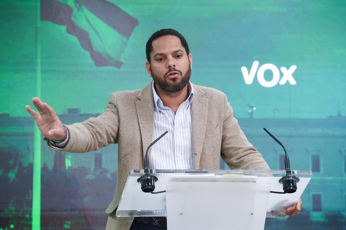 Vox reprocha al PP que no acepte en Extremadura pactos como en Valencia