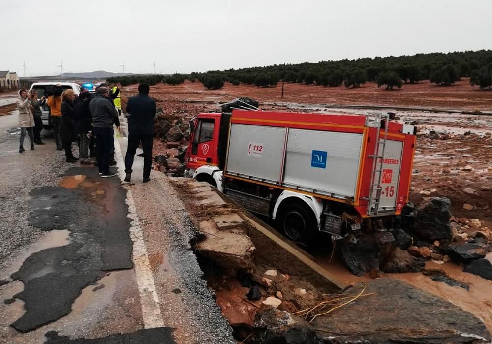 Camión en el que viajaba el bombero José Gil Gutiérrez.