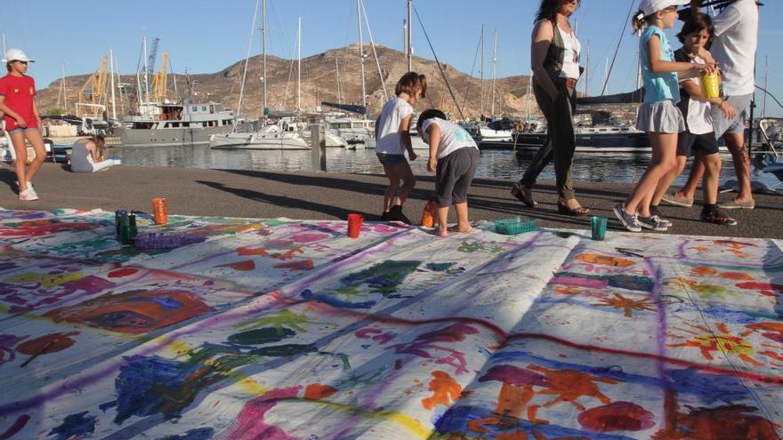 Velas hechas de sueños infantiles solidarios