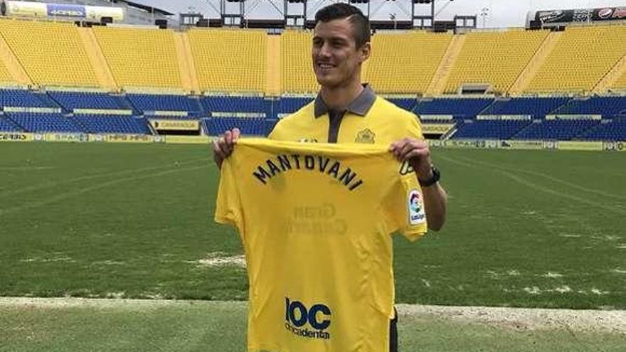 Mantovani, con la camiseta de su nuevo equipo.