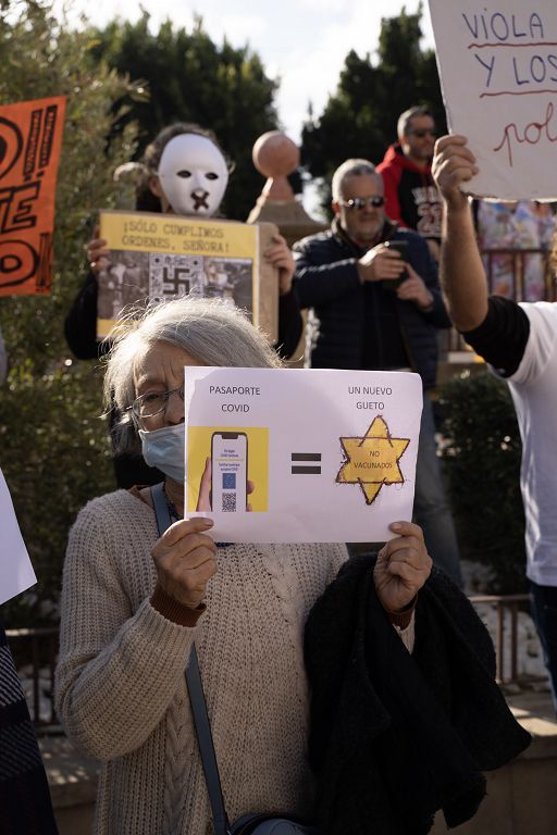 Concentración sin mascarilla en Murcia contra las restricciones covid