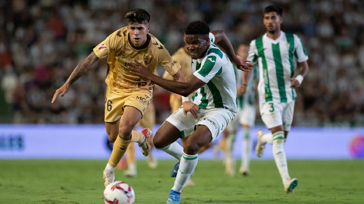 Antoñito, en la primera vuelta contra el Córdoba.