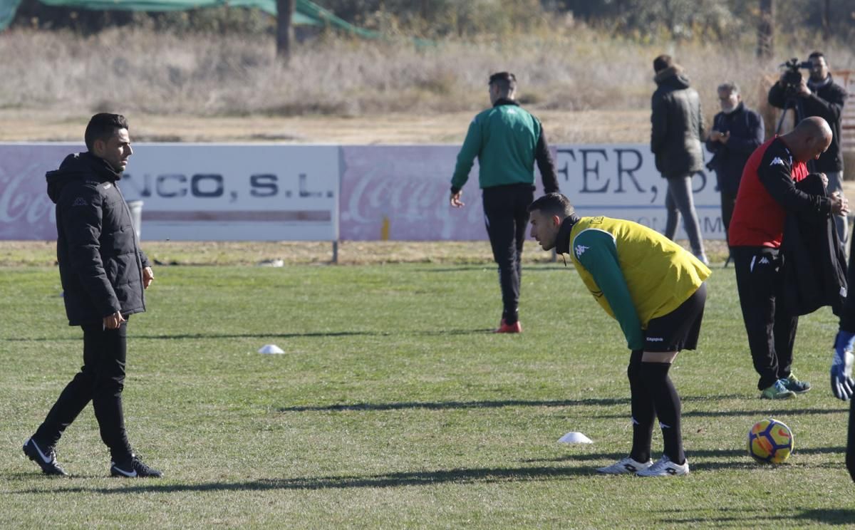 Primer entrenamiento de Jorge Romero tras hacerse cargo del primer equipo del CCF