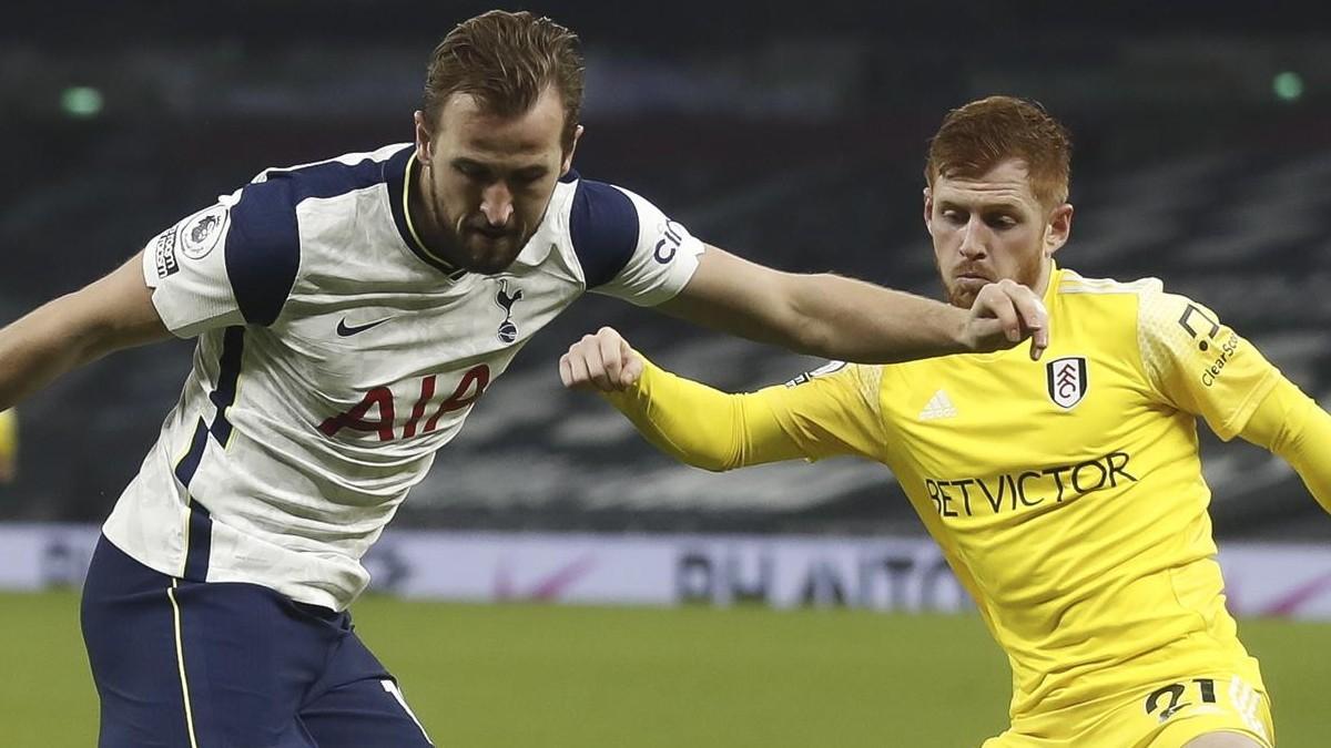 Harry Kane, durante un lance del encuentro con Reed