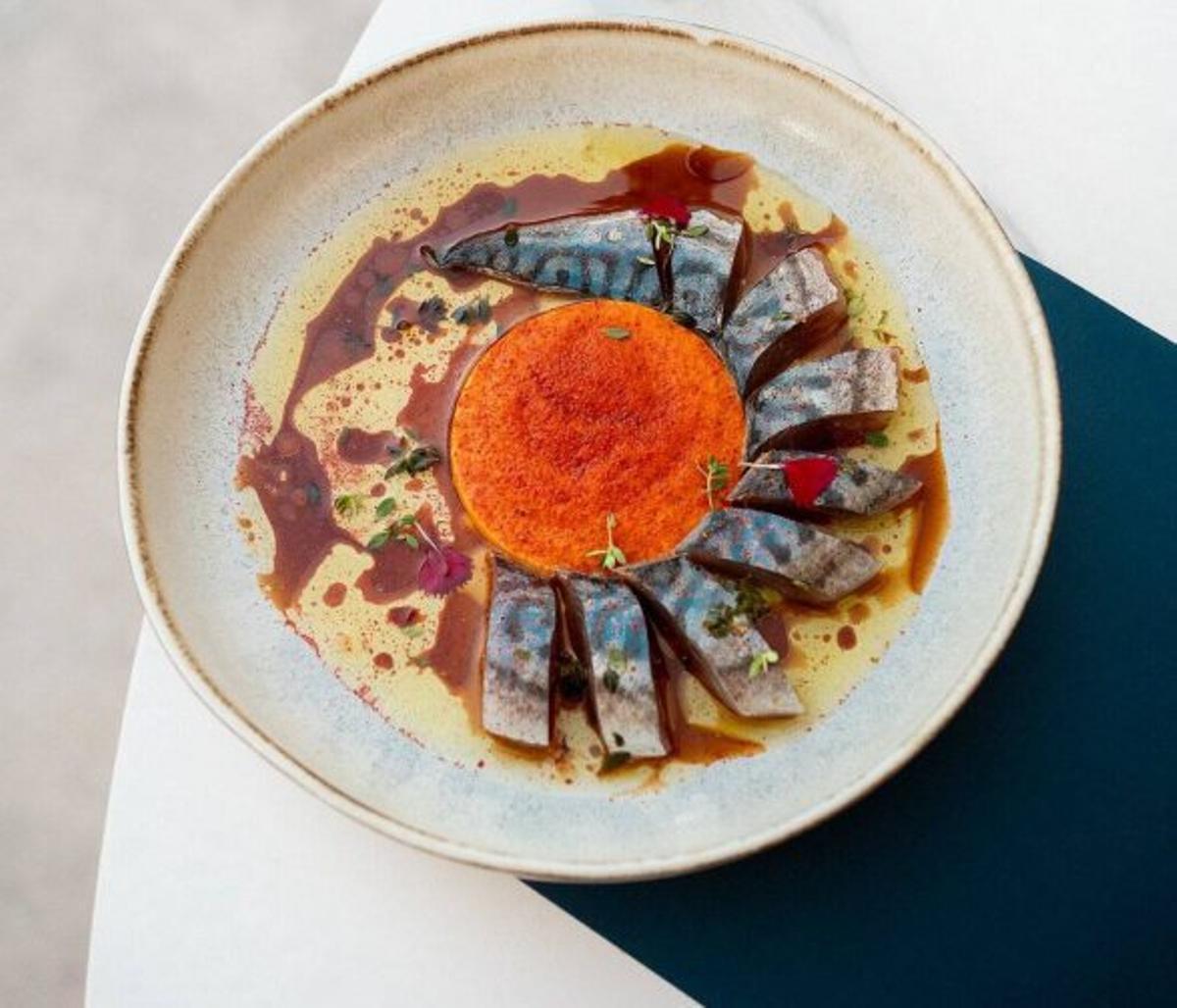 Kulinarische Entdeckung  am Platz des Fortschritts