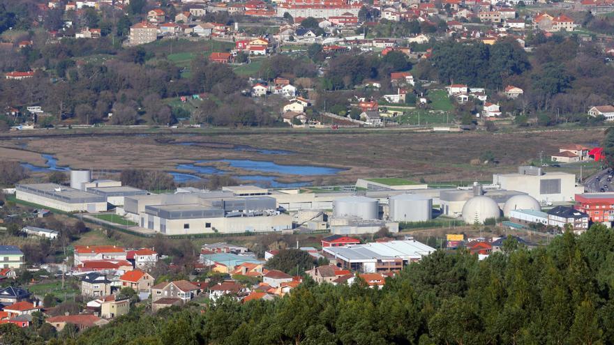 Nueva medida contra la sequía en Vigo: agua de la depuradora para fregar los restos de botellón