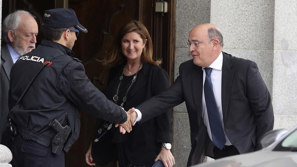 El Coronel de la Guardia Civil Diego Lopez de los Cobos llega al Tribunal Supremo para declarar como testigo.