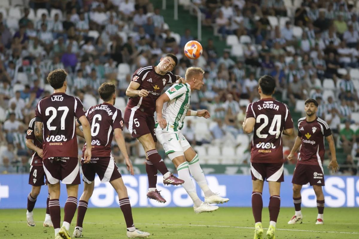 Córdoba CF-Albacete: las imágenes del partido en El Arcángel Córdoba CF-Albacete: las imágenes del partido en El Arcángel