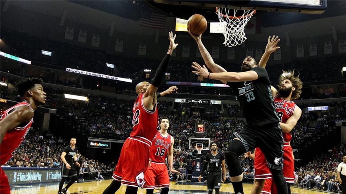 Marc jugó un buen partido ante los Bulls