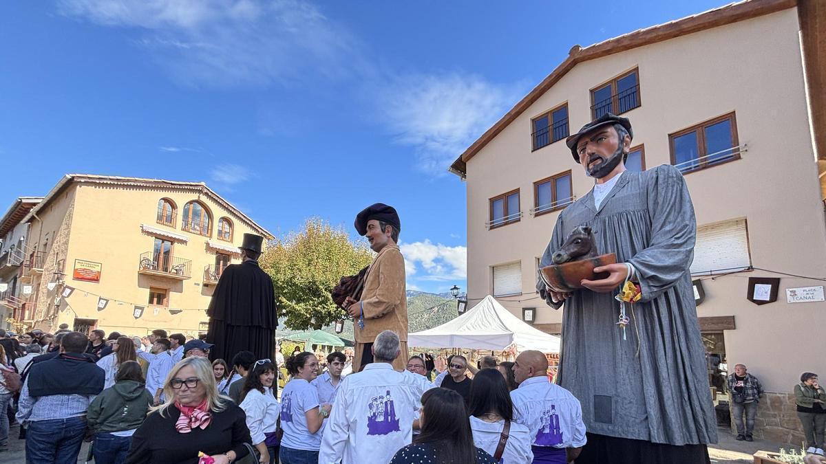 Els gegants protagonitzaran la cercavila de la Festa Major de Sant Llorenç