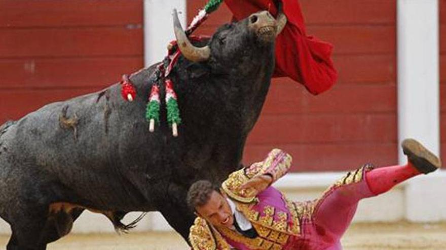 Distinta evolución de Ferrera y Castaño, heridos ambos ayer en Gijón