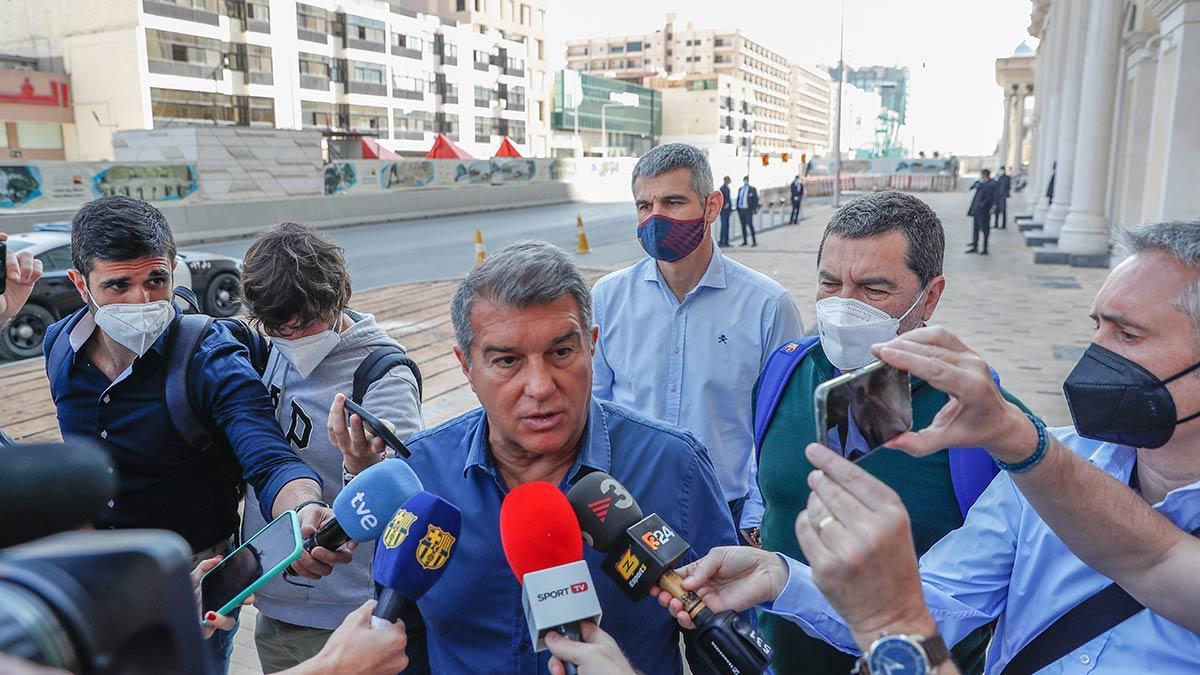 Laporta comparece ante los medios antes del clásico de Supercopa