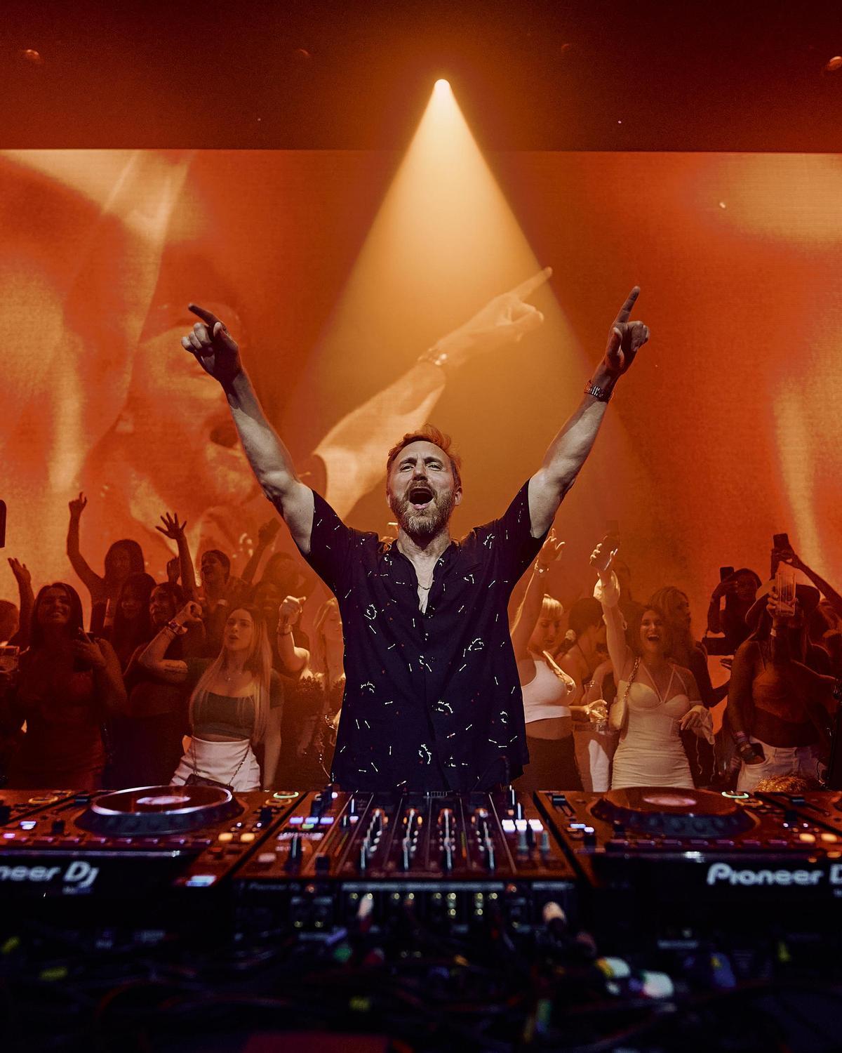 El dj David Guetta en una sesión en Hï Ibiza