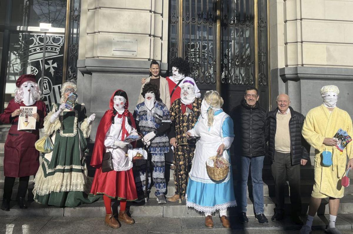 La música, el humor y la diversión llenaron las calles de Épila.