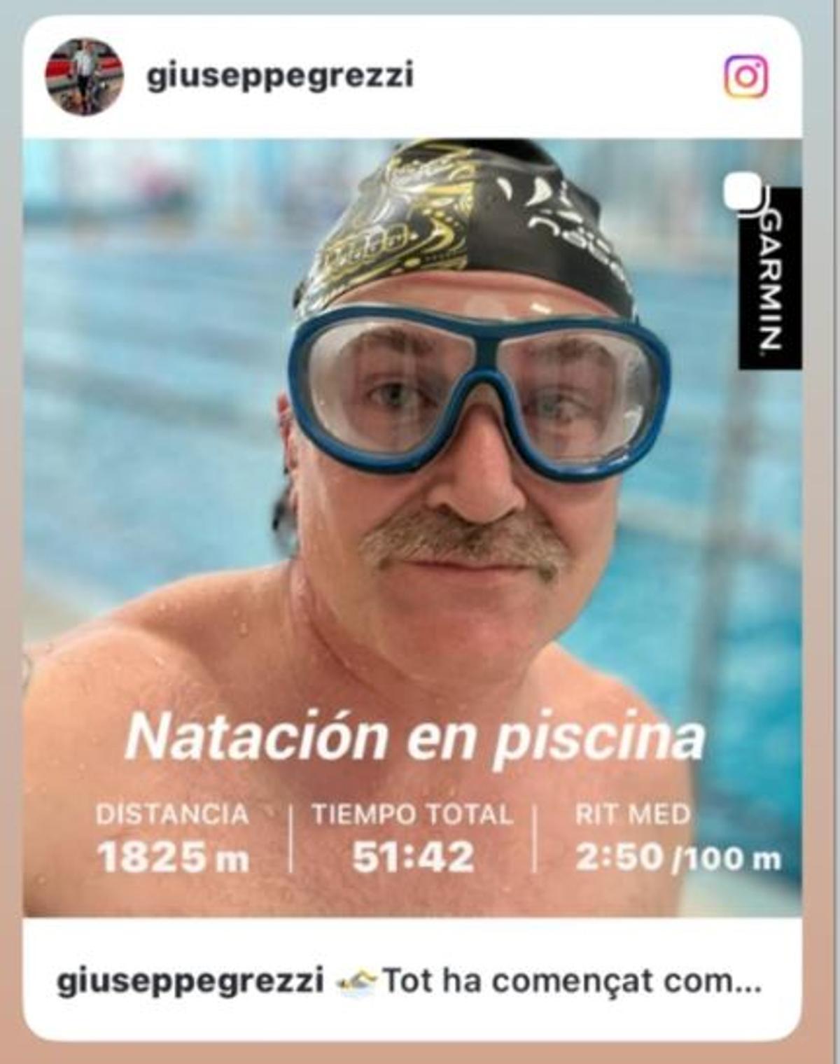 Giuseppe Grezzi comparte una imagen como nadador.