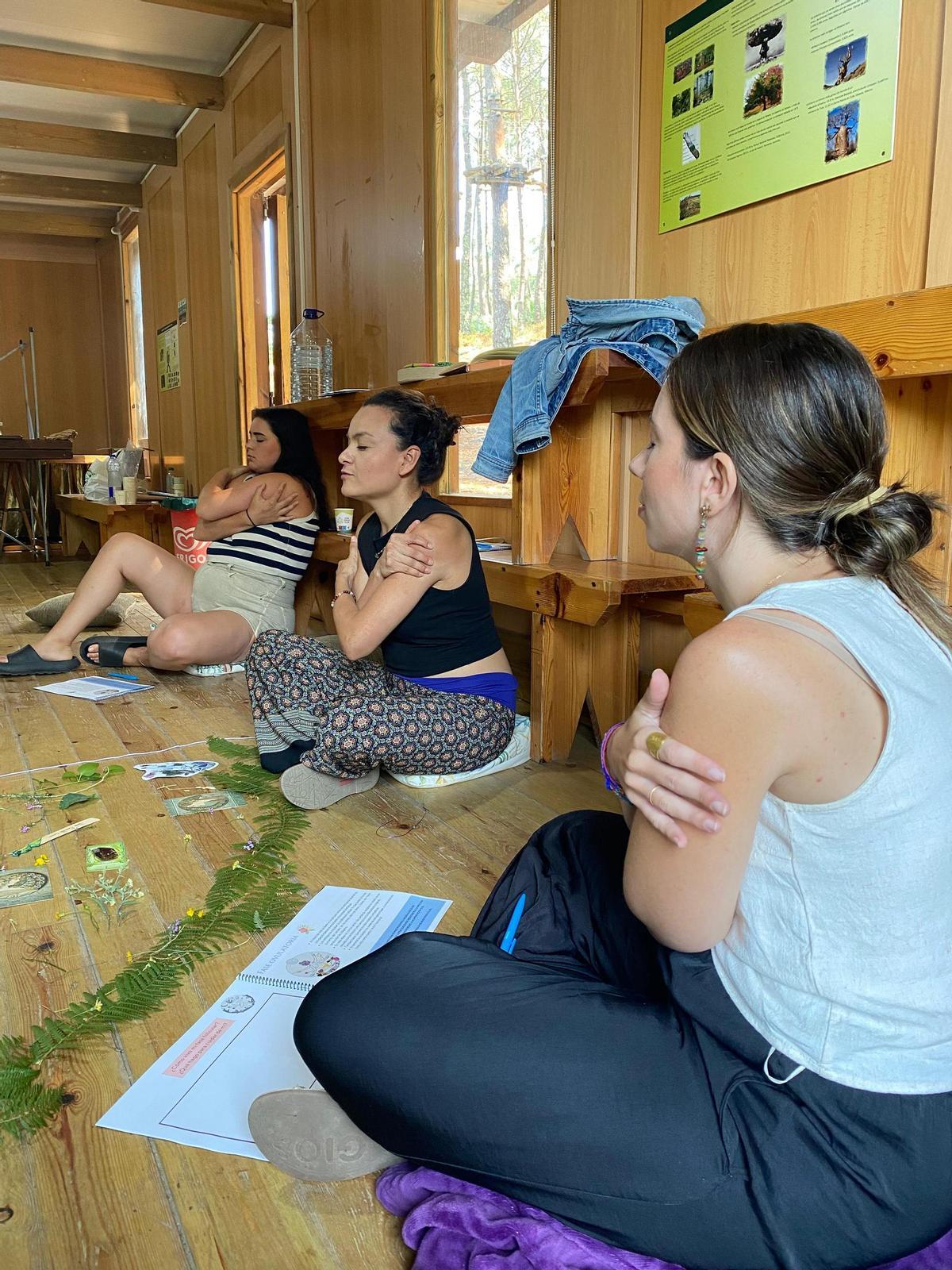 Taller de autoconocimiento organizado por Adenia.