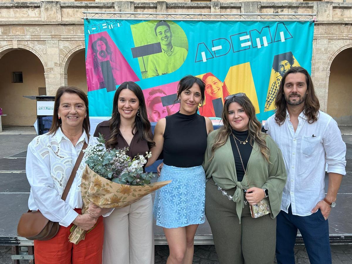 Dolores Llamas, Mar Rigo, Andrea Busquets, Cristina Sánchez, Duncan Martínez.