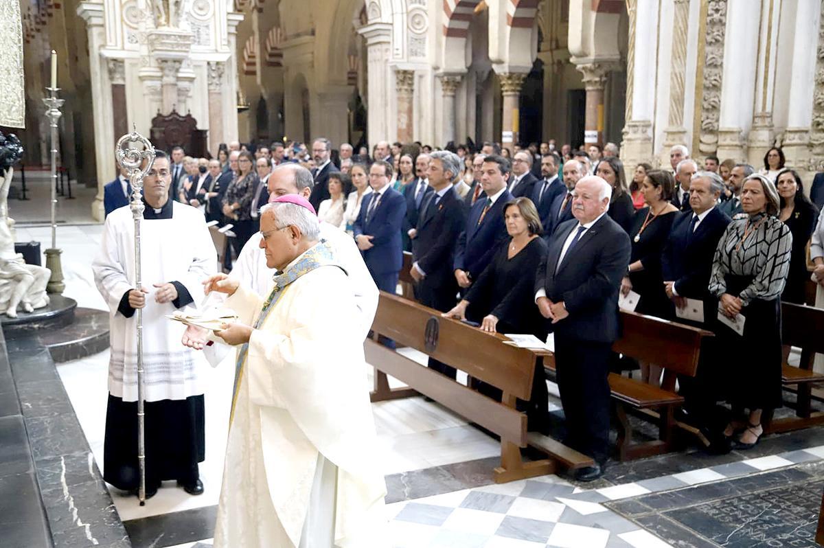 Imágenes de la coronación canónica de la Virgen de la Paz