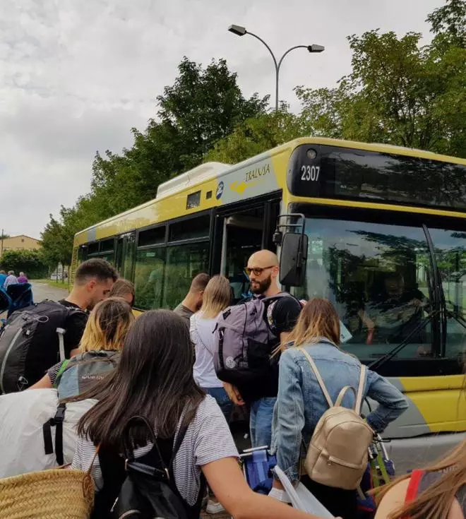 Trabajadores del transporte urbano amenazan con una huelga los días de O Son do Camiño