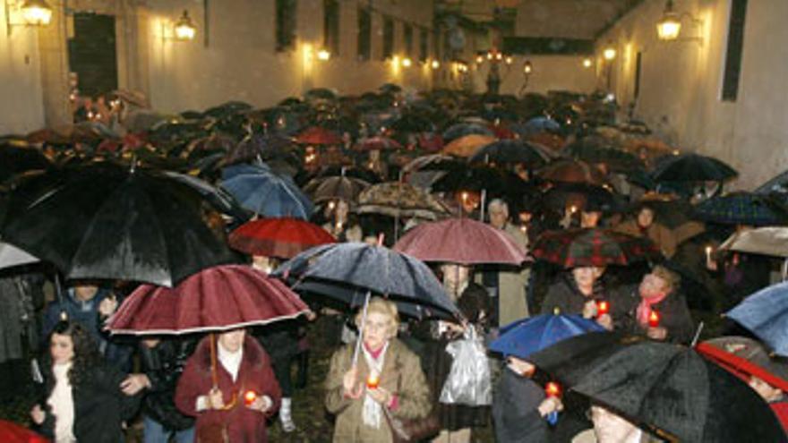 Concentración contra el aborto en la plaza del Cristo de los Faroles