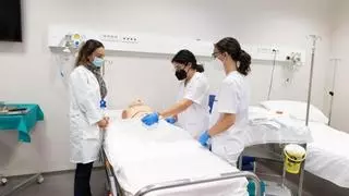 Medicina ofertará seis plazas más, 138 en total, el próximo curso: «Hacemos un gran esfuerzo»