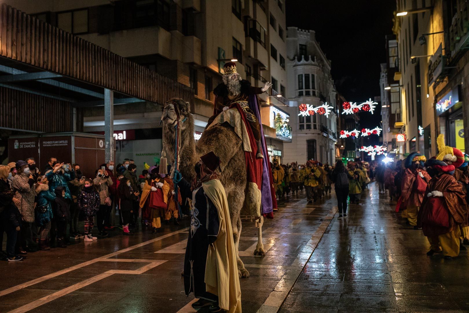 GALERÍA | Las mejores imágenes de la cabalgata de los Reyes Magos