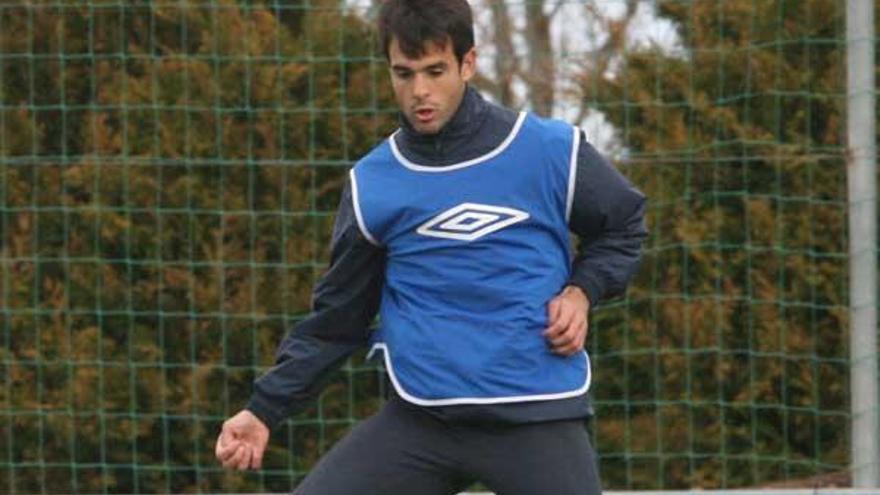 Oubiña, antes de su recaída, durante un entrenamiento.