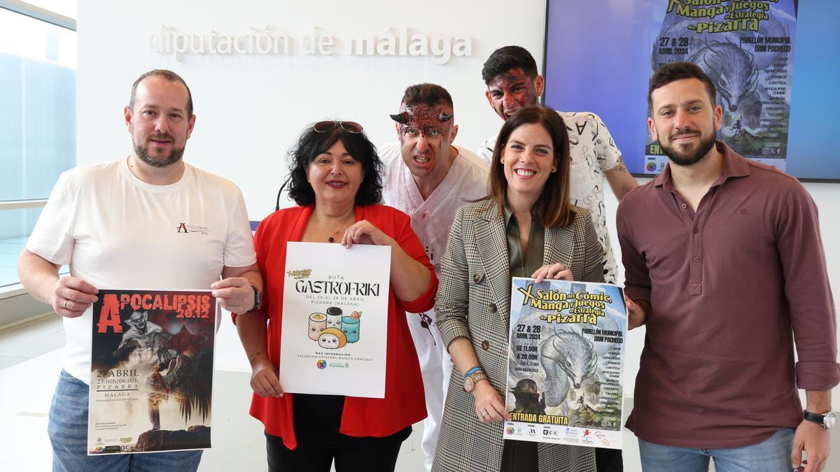 La diputada de Igualdad, Servicios Sociales y Familias, María Dolores Vergara, durante la presentación de este evento organizado por el Ayuntamiento de Pizarra con la colaboración de numerosas asociaciones.